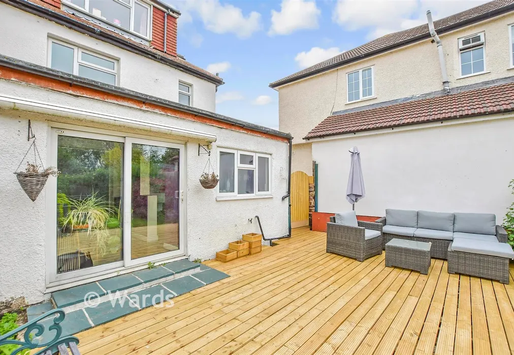 Patio / Decking - Vale Road, Northfleet, Kent - Wards of Kent