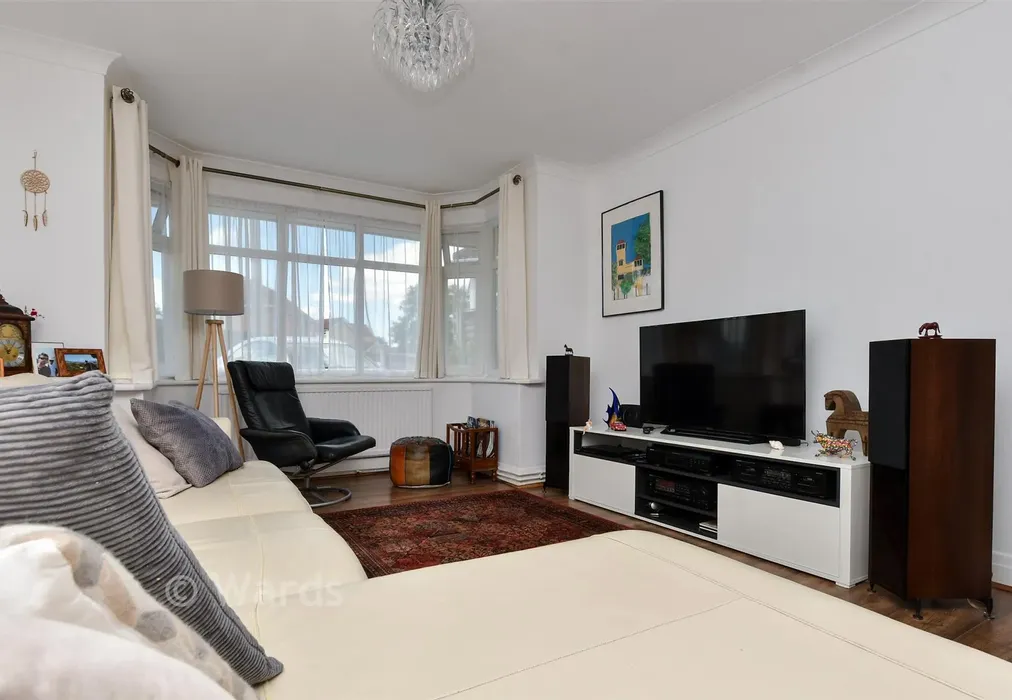 Lounge - Holbrook Drive, Ramsgate, Kent - Wards of Kent