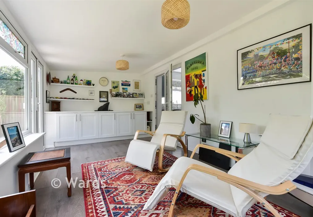 Garden Room - Holbrook Drive, Ramsgate, Kent - Wards of Kent