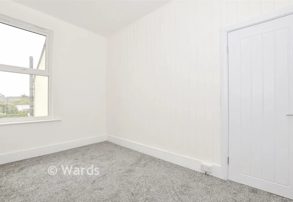 Bedroom 2 - Park Avenue, Northfleet, Gravesend, Kent - Wards of Kent