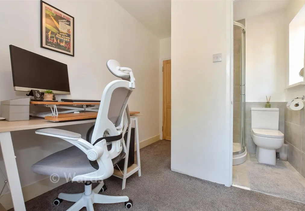 Internal Lifestyle Photograph - Lansdown Road, Canterbury, Kent - Wards of Kent