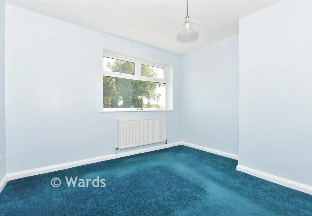 Bedroom 3 - Capel-Le-Ferne, Folkestone, Kent - Wards of Kent
