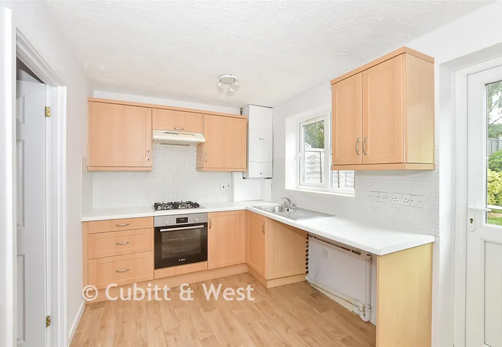 Kitchen/Diner - Mindelheim Avenue, East Grinstead, West Sussex - Wards of Kent