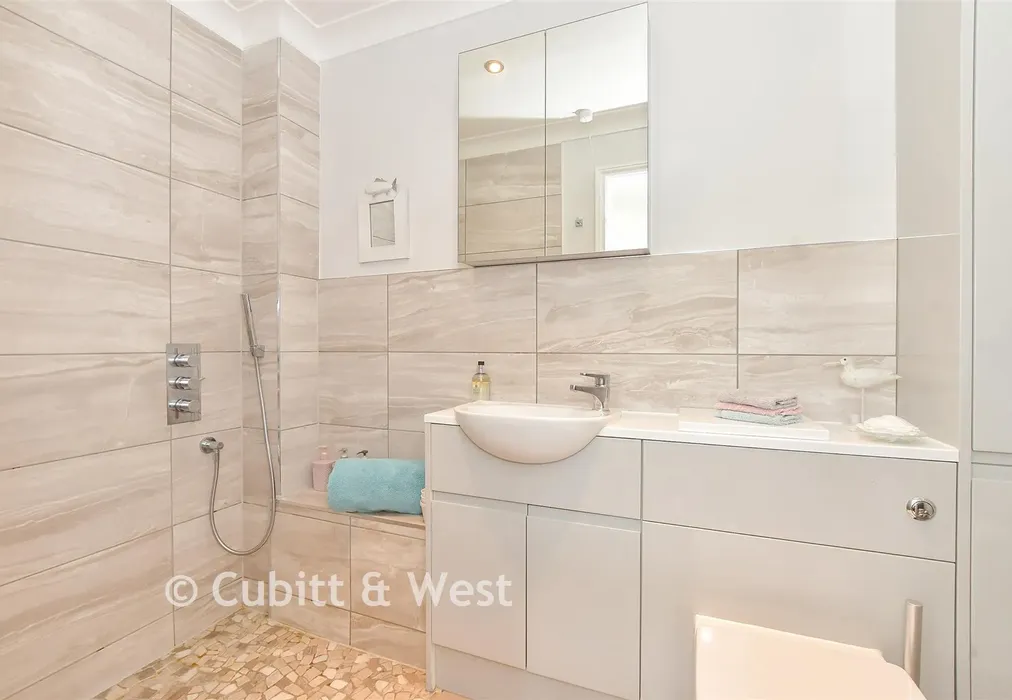 Bathroom - Manor Road, Hayling Island, Hampshire - Wards of Kent