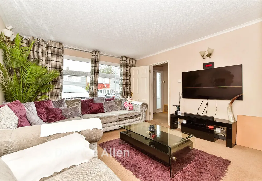 Lounge - Great Knightleys, Basildon, Essex - Wards of Kent