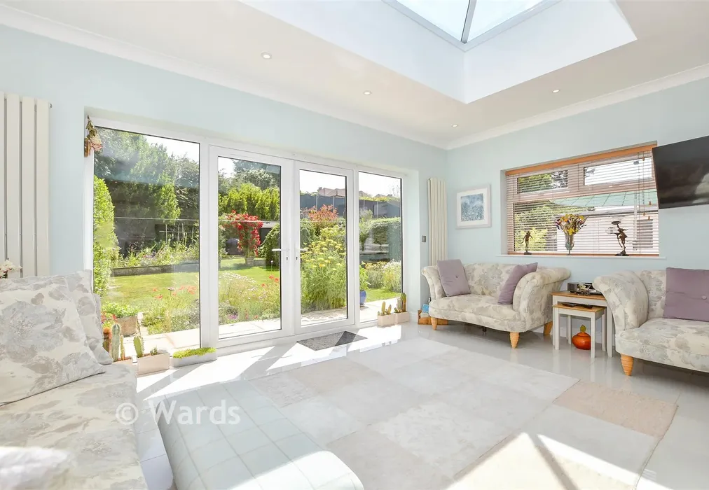 Family Area - Station Road, Eynsford, Dartford, Kent - Wards of Kent