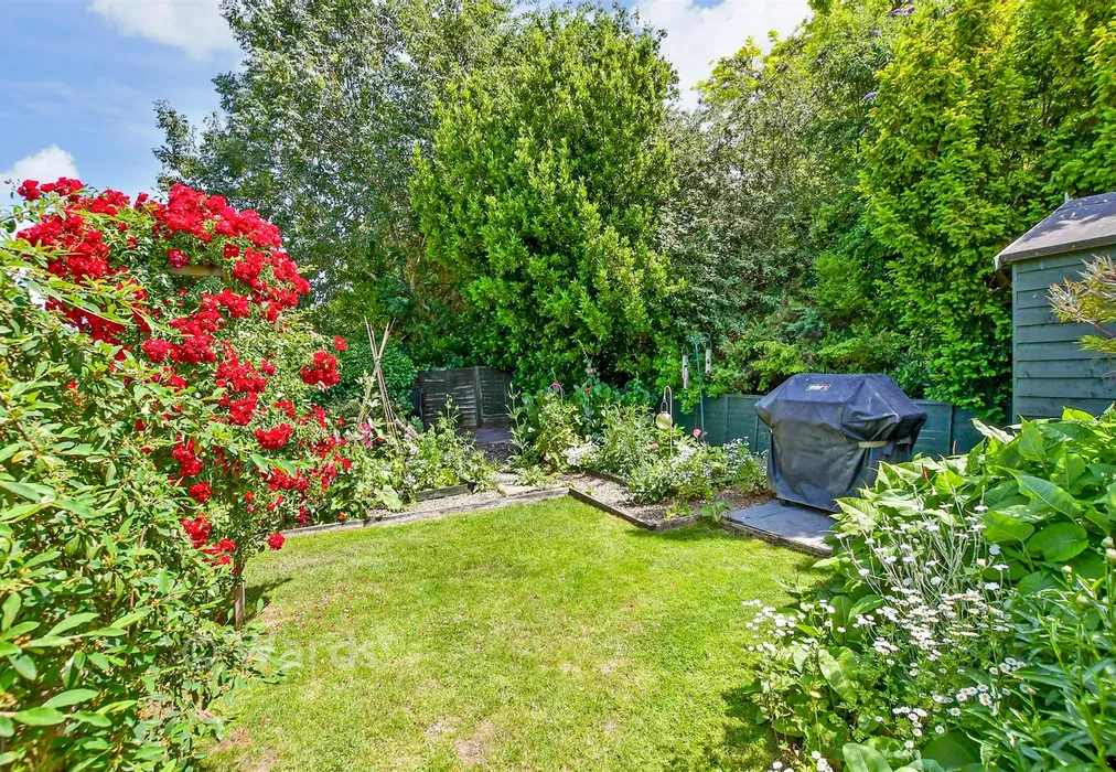 Rear Garden - Station Road, Eynsford, Dartford, Kent - Wards of Kent