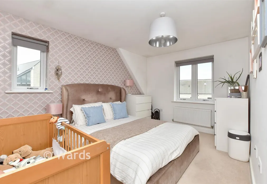 Bedroom 1 - Lockyer Court, Chatham, Kent - Wards of Kent