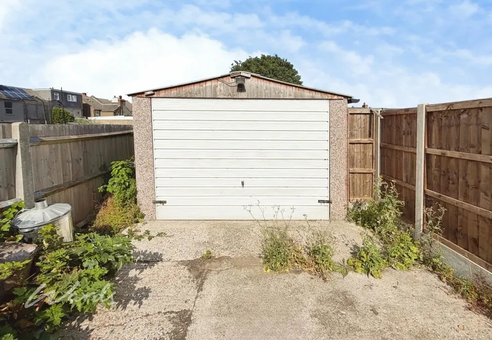 Garage - St. Vincent's Road Dartford DA1 - Wards of Kent