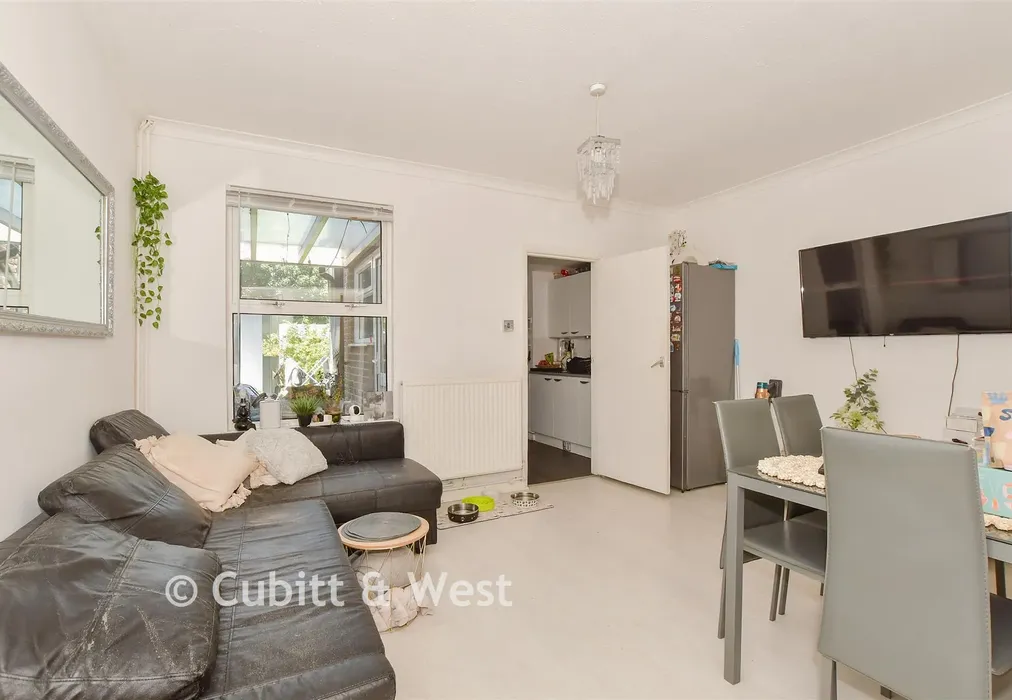 Dining Room - West Street, Crawley, West Sussex - Wards of Kent