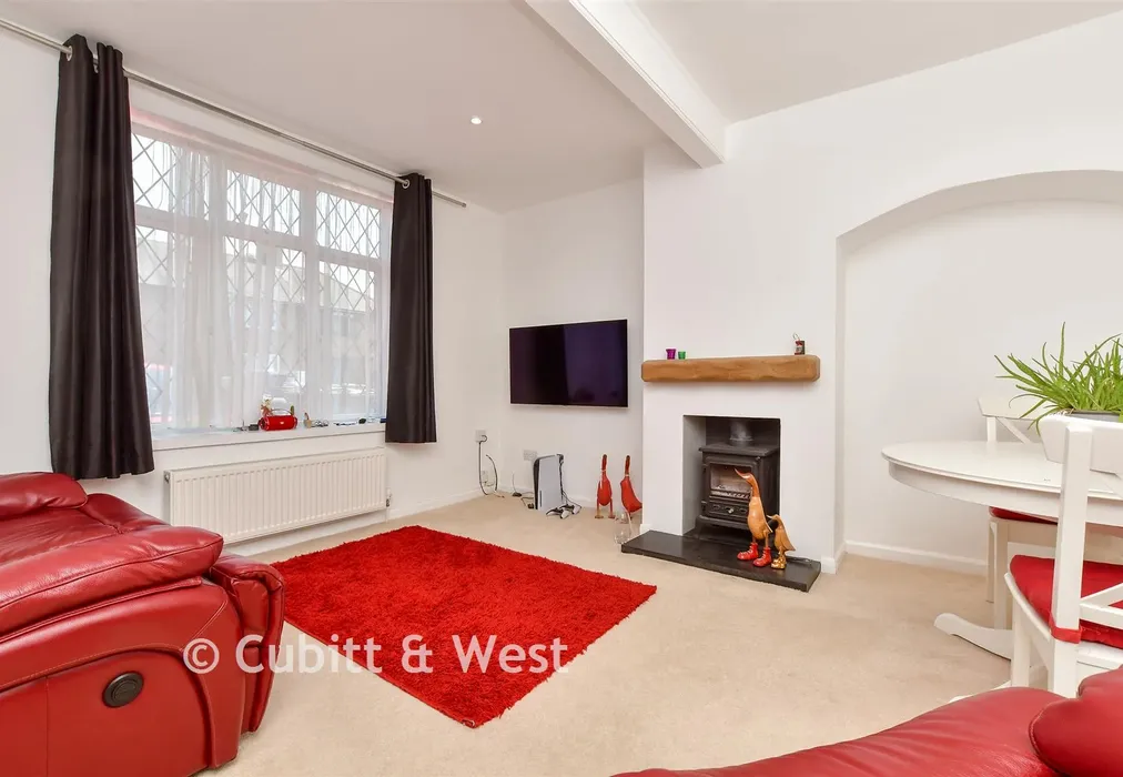 Lounge/Diner - Hartland Road, Morden, Surrey - Wards of Kent