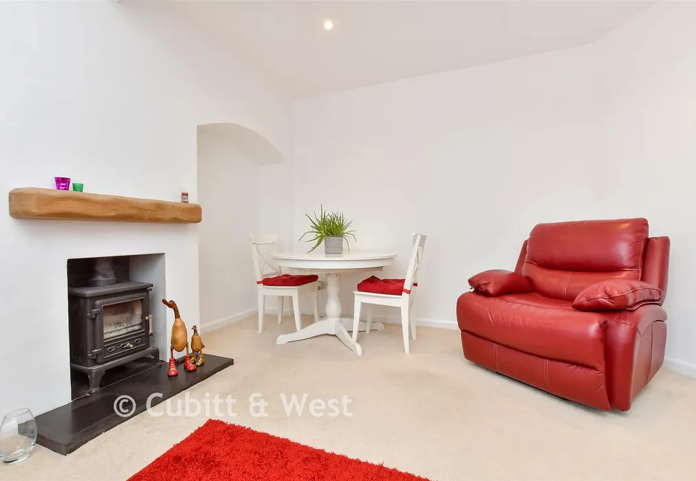 Lounge/Diner - Hartland Road, Morden, Surrey - Wards of Kent