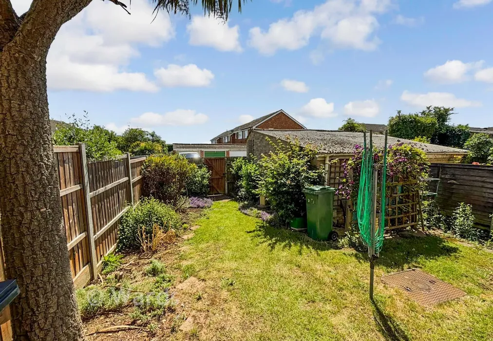 Garden - Castle Road, Allington, Kent - Wards of Kent