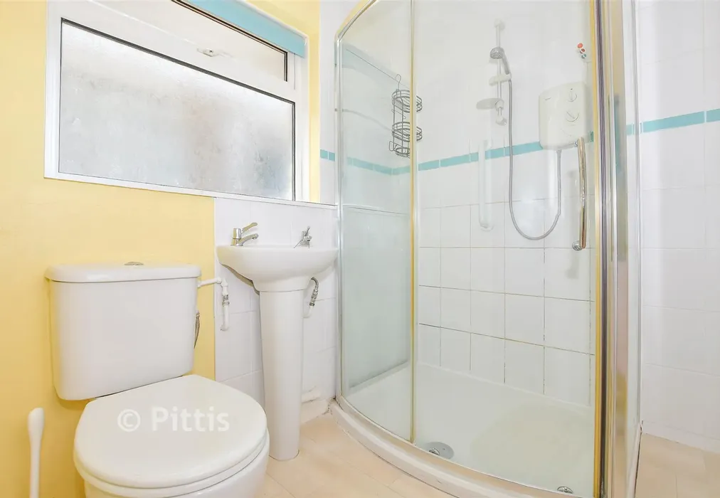 Shower Room - Perowne Way, Sandown, Isle of Wight - Wards of Kent