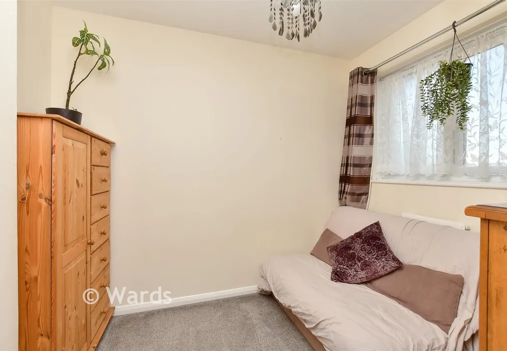 Bedroom 2 - Barton Hill Drive, Minster On Sea, Sheerness, Kent - Wards of Kent