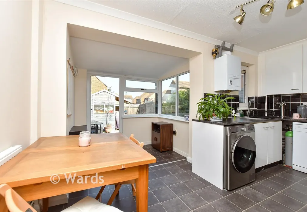 Kitchen/Breakfast Area - Barton Hill Drive, Minster On Sea, Sheerness, Kent - Wards of Kent