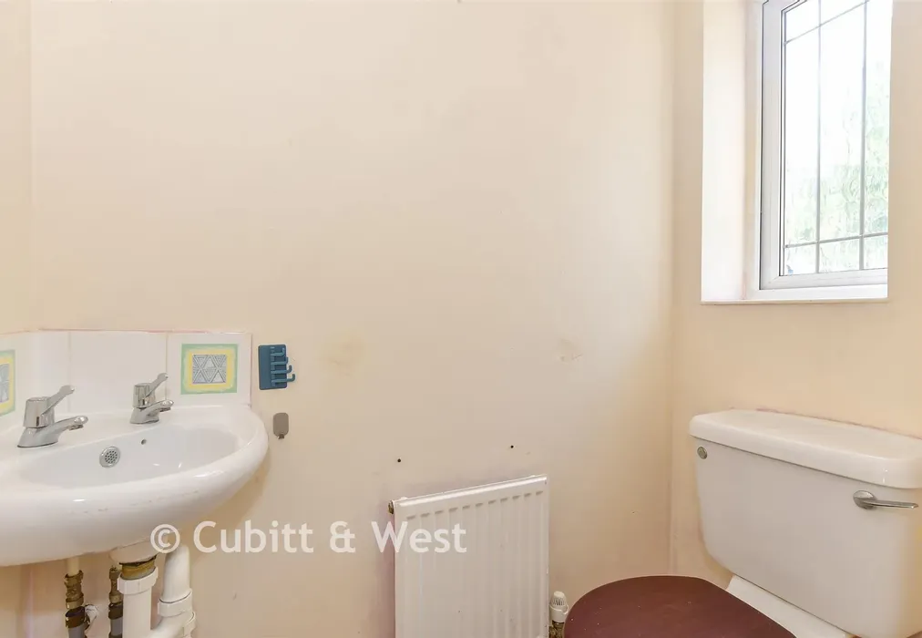 Internal Lifestyle Photograph - Grebe Close, Waterlooville, Hampshire - Wards of Kent