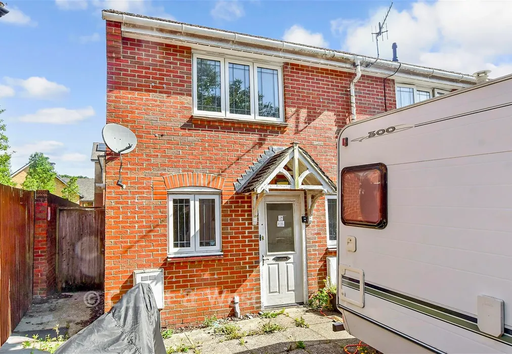 External (Web) 1 - Grebe Close, Waterlooville, Hampshire - Wards of Kent