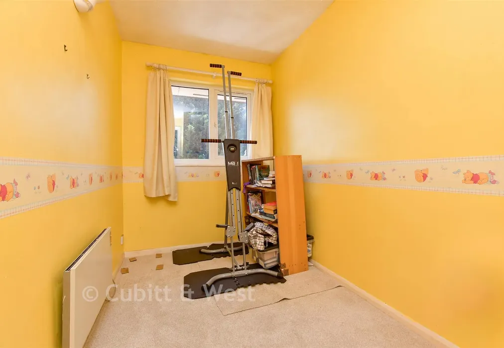 Bedroom 2 - Adams Way, Croydon, Surrey - Wards of Kent