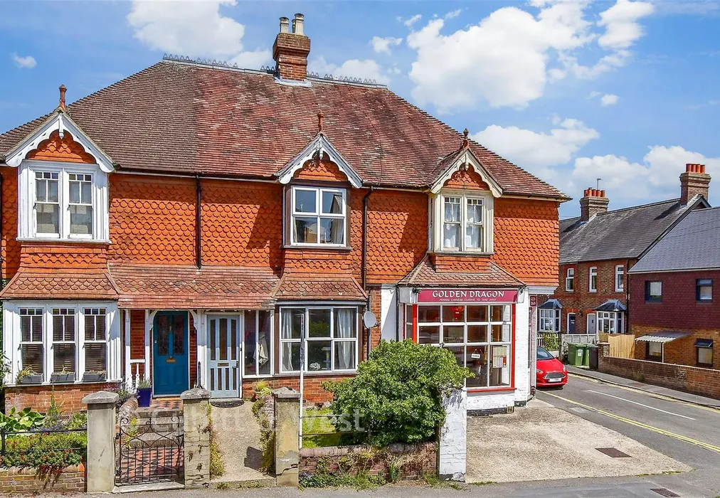 Front - Framfield Road, Uckfield, East Sussex - Wards of Kent