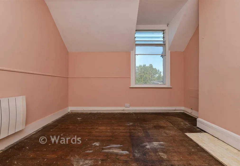Bedroom 1 - Surrey Road, Cliftonville, Margate, Kent - Wards of Kent