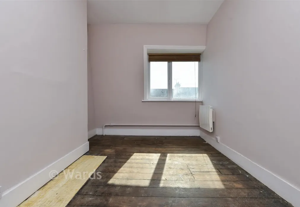 Bedroom 2 - Surrey Road, Cliftonville, Margate, Kent - Wards of Kent