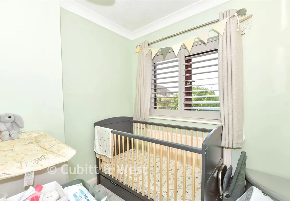 Bedroom 3 - Dinsdale Gardens, Rustington, West Sussex - Wards of Kent