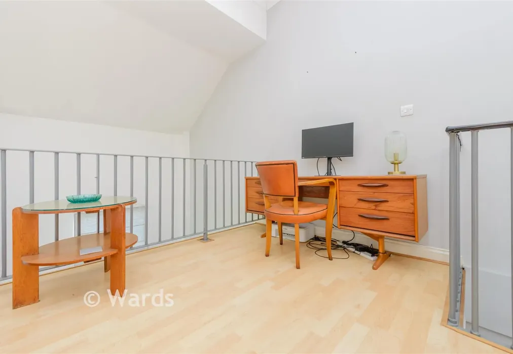 Lounge - High Street, Rochester, Kent - Wards of Kent