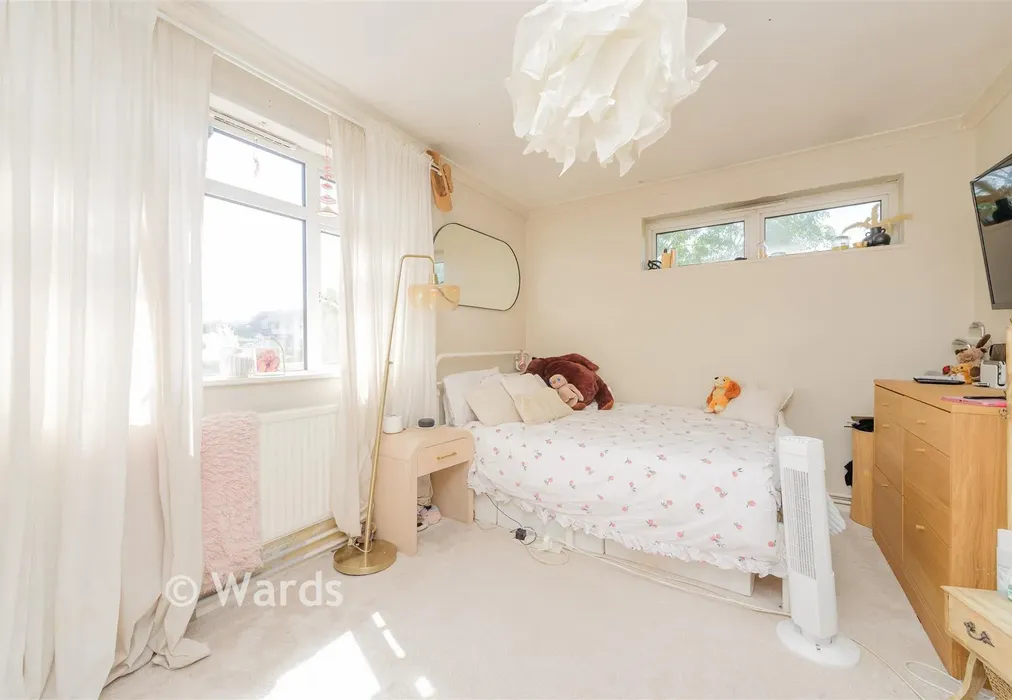 Bedroom 2 - Stonewood, Bean, Dartford, Kent - Wards of Kent