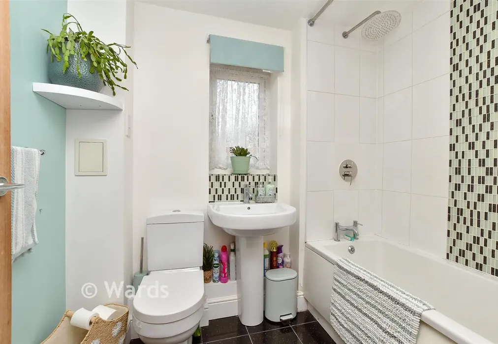 Bathroom - Peony Crescent, Sittingbourne, Kent - Wards of Kent