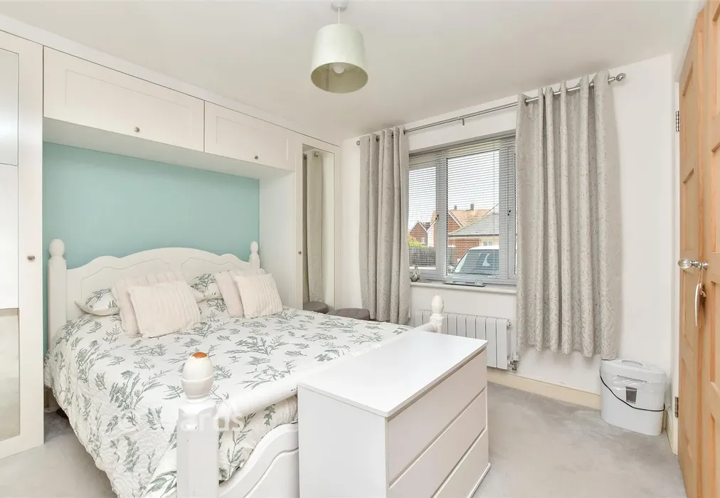 Bedroom - Peony Crescent, Sittingbourne, Kent - Wards of Kent