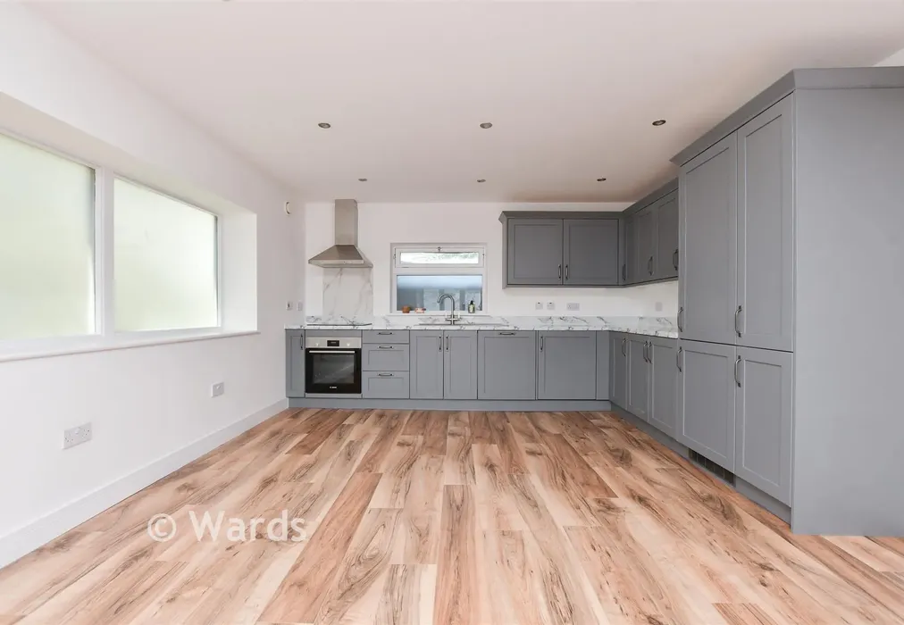 Kitchen - Grotto Road, Margate, Kent - Wards of Kent