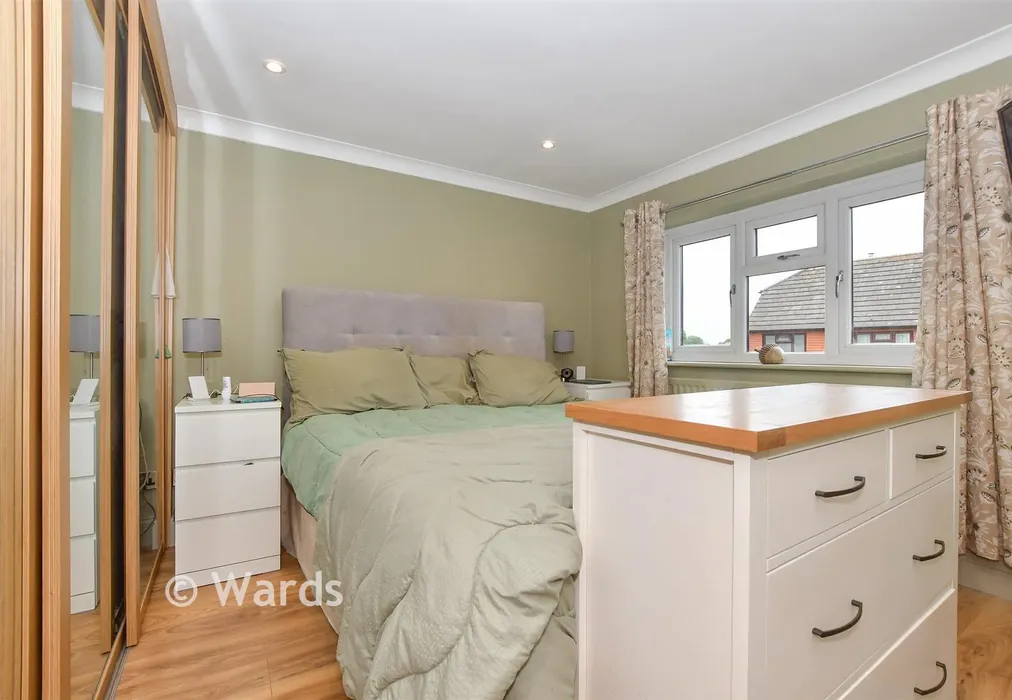 Bedroom 1 - Riverside Close, Kingsnorth, Ashford, Kent - Wards of Kent