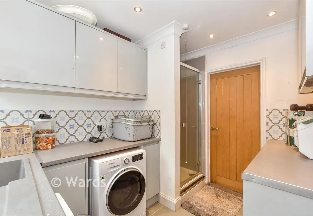 Utility Room - Riverside Close, Kingsnorth, Ashford, Kent - Wards of Kent