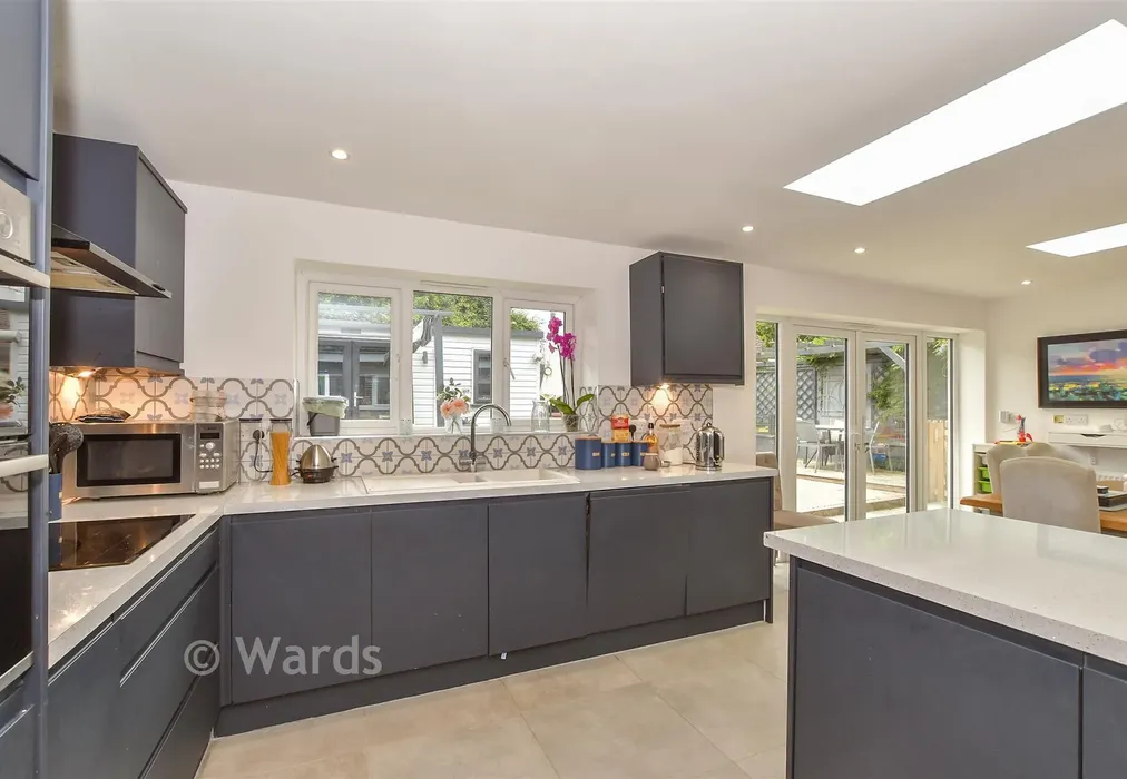 Kitchen/Diner - Riverside Close, Kingsnorth, Ashford, Kent - Wards of Kent