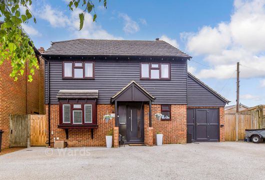 Riverside Close, Kingsnorth, Ashford, Kent - Wards of Kent