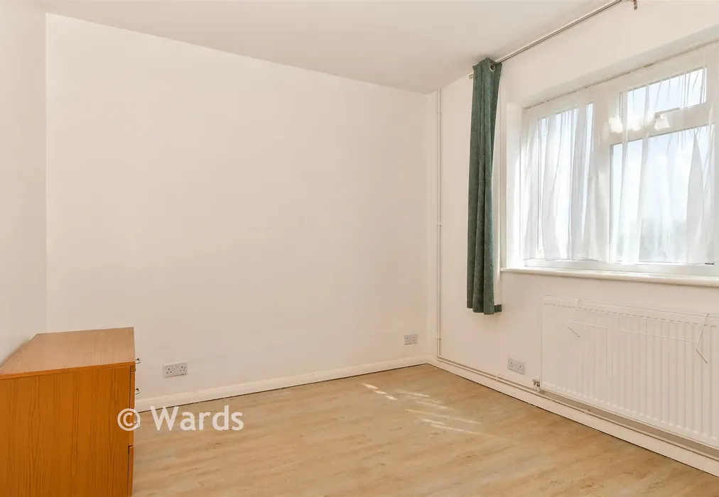 Bedroom 2 - Manor Lane, Rochester, Kent - Wards of Kent