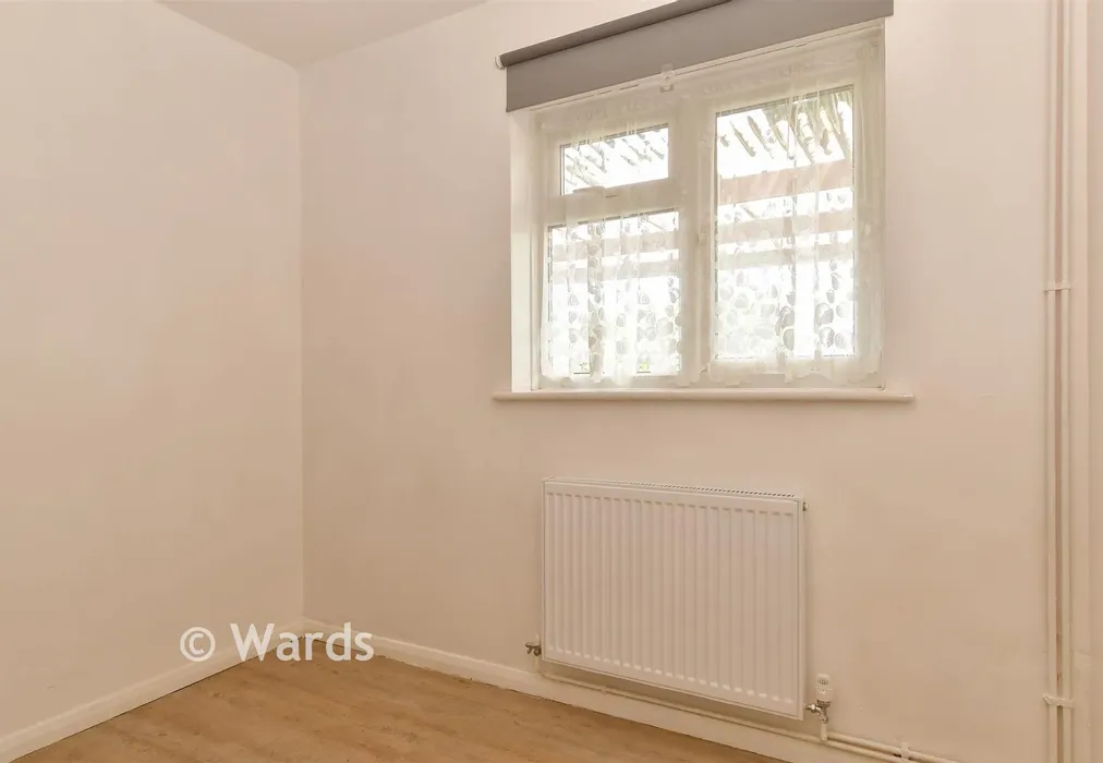 Bedroom 3 - Manor Lane, Rochester, Kent - Wards of Kent