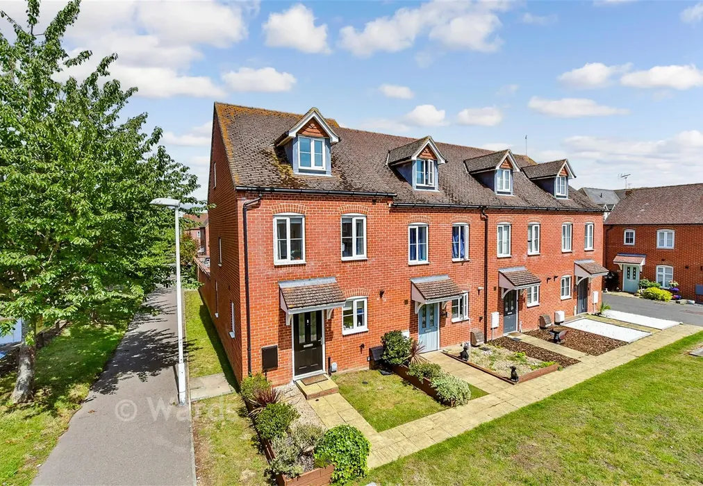 Front Elevation - Standen Grove, Sittingbourne, Kent - Wards of Kent