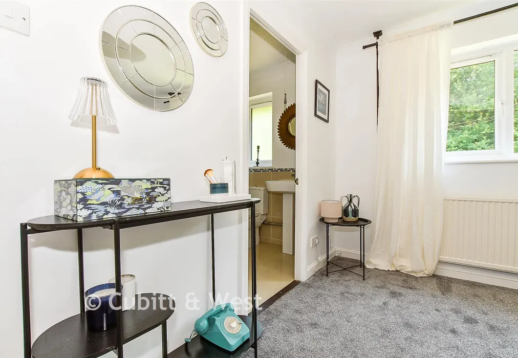 Internal Lifestyle Photograph - Station Close, Rotherfield, East Sussex - Wards of Kent