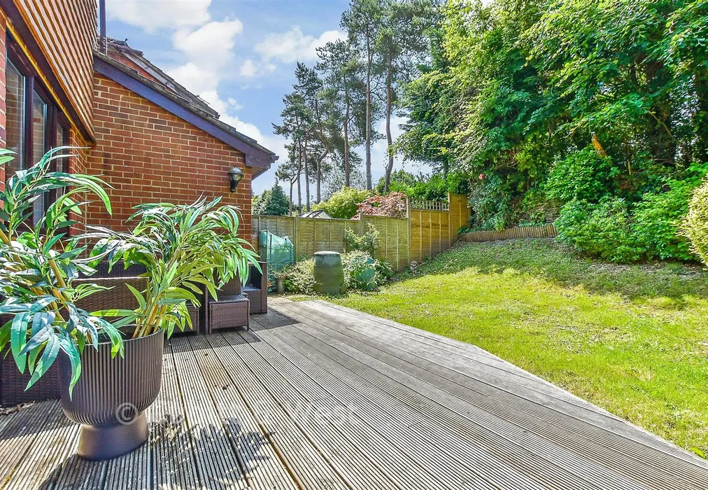 Patio / Decking - Station Close, Rotherfield, East Sussex - Wards of Kent
