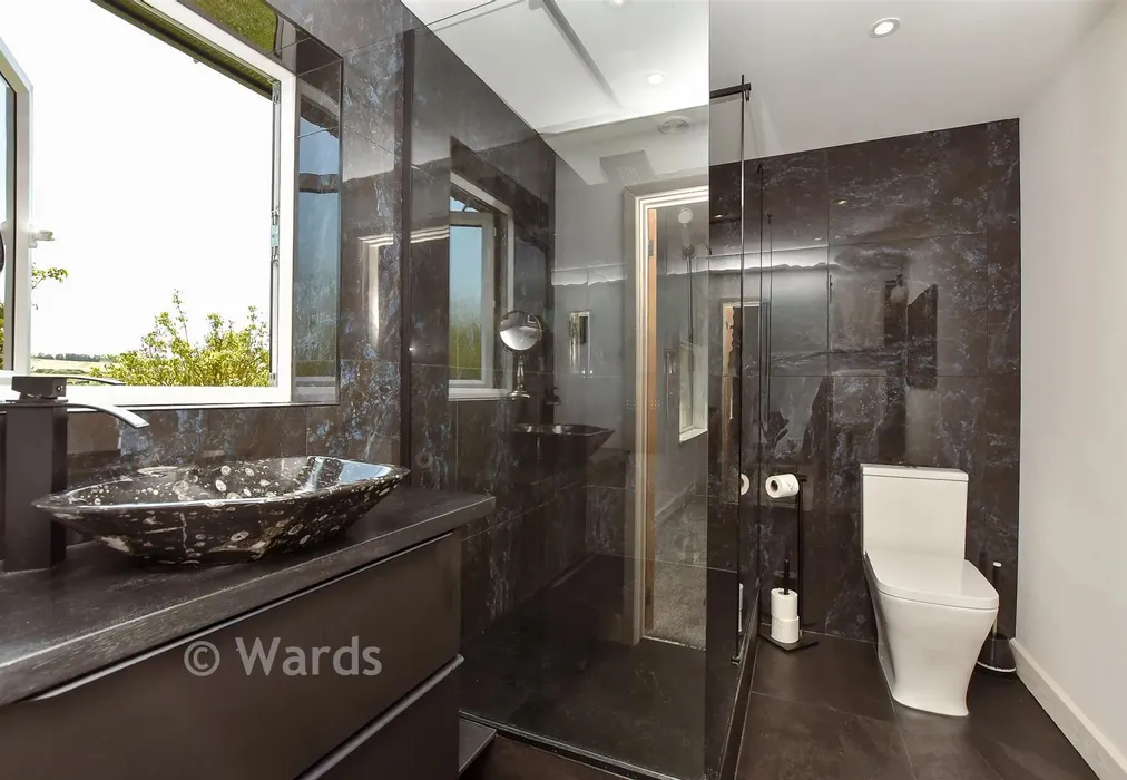 En-Suite Shower Room - Cooling Road, High Halstow, Rochester, Kent - Wards of Kent