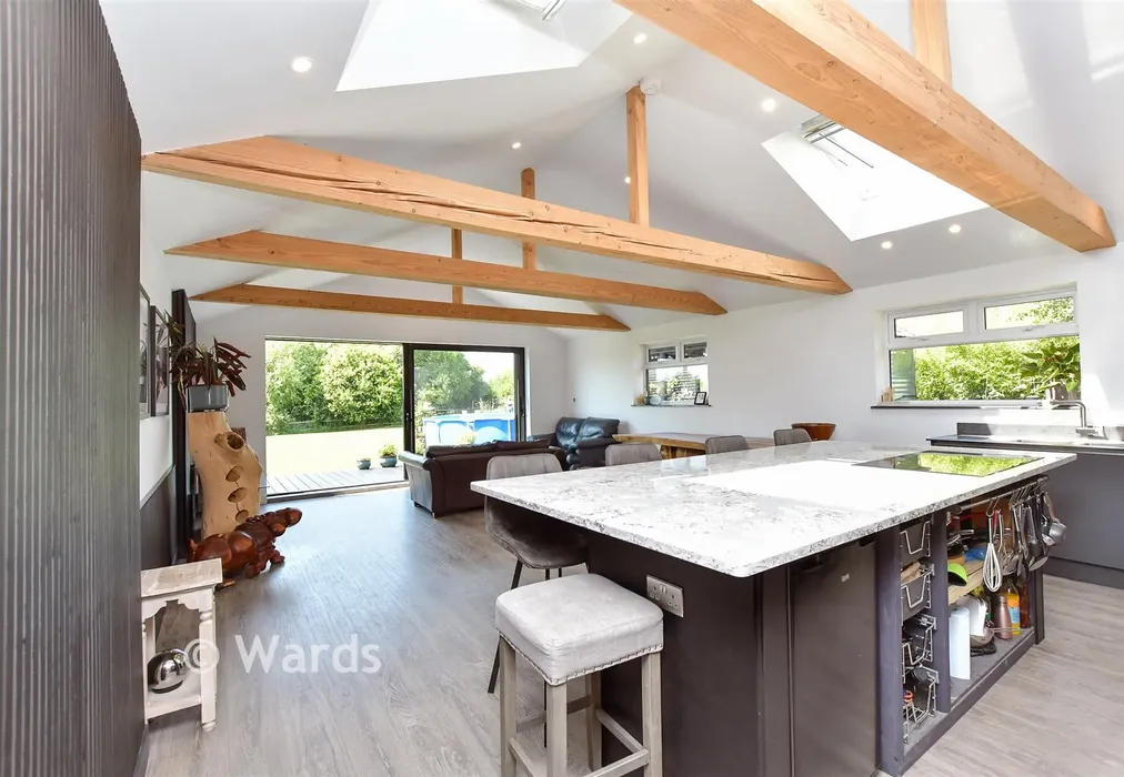 Kitchen/Diner - Cooling Road, High Halstow, Rochester, Kent - Wards of Kent