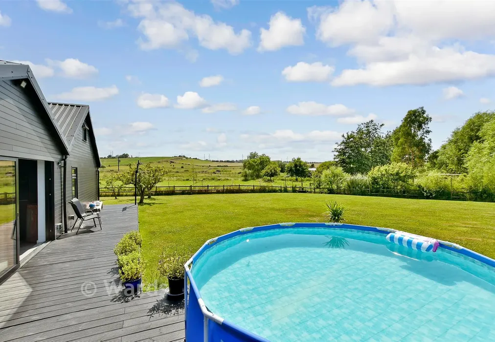 Rear Garden - Cooling Road, High Halstow, Rochester, Kent - Wards of Kent
