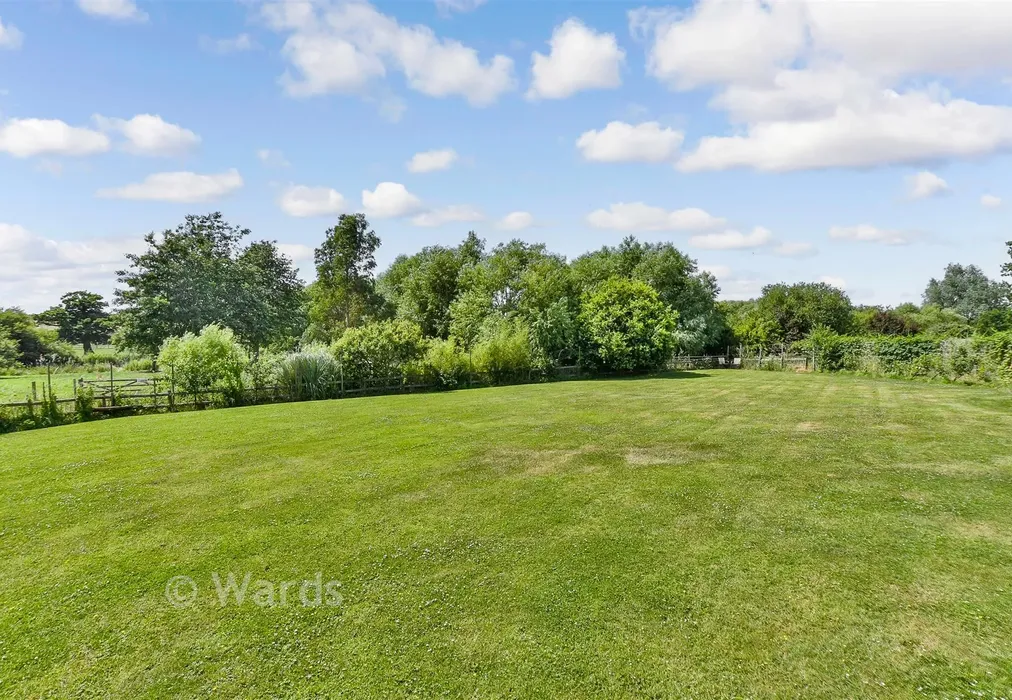 Rear Garden - Cooling Road, High Halstow, Rochester, Kent - Wards of Kent
