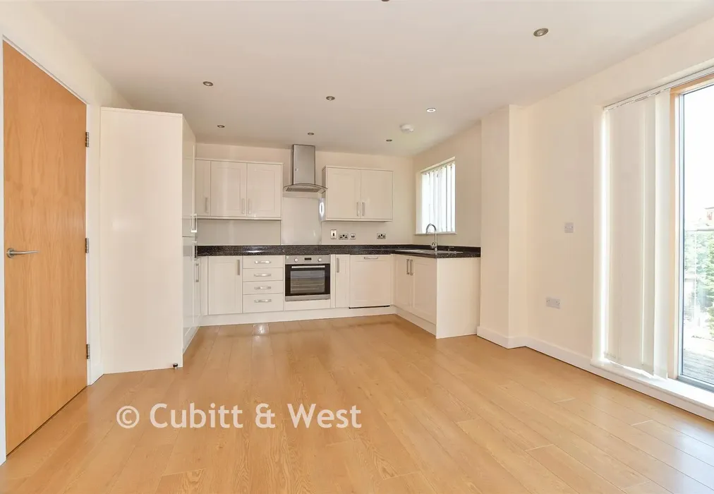 Lounge/Kitchen - Denne Parade, Horsham, West Sussex - Wards of Kent