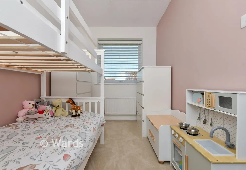 Bedroom 2 - Wordsworth Gardens, Aylesham, Kent - Wards of Kent