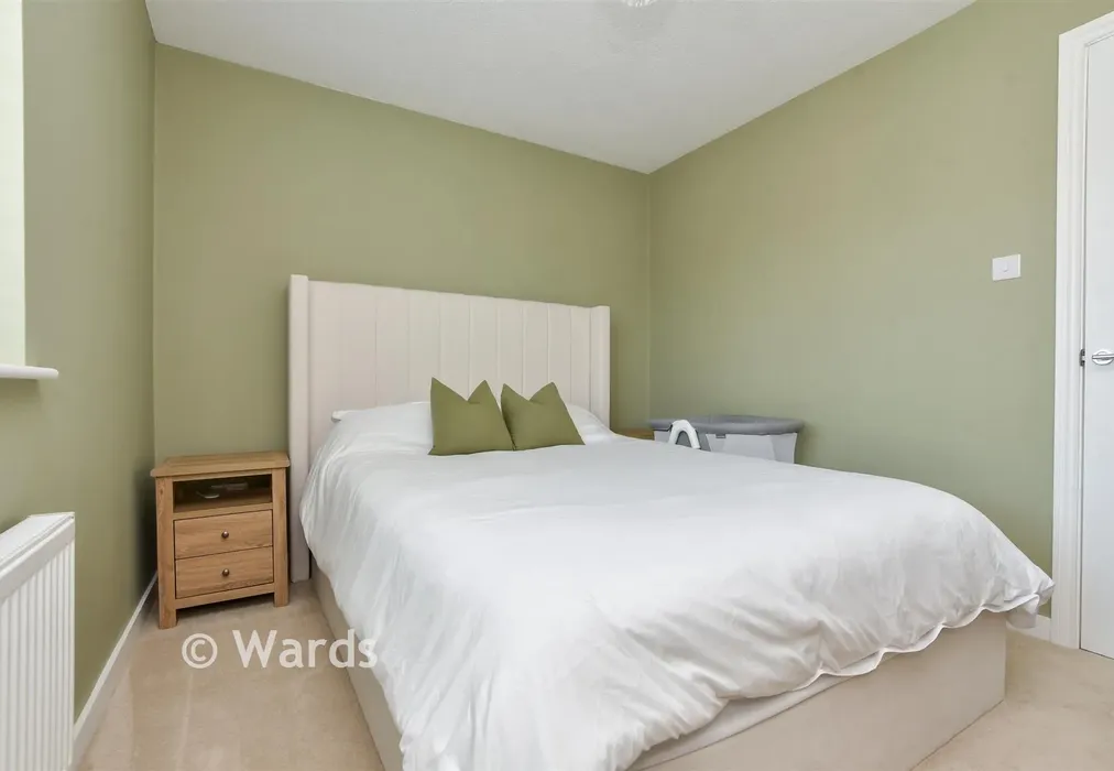 Bedroom 1 - Wordsworth Gardens, Aylesham, Kent - Wards of Kent