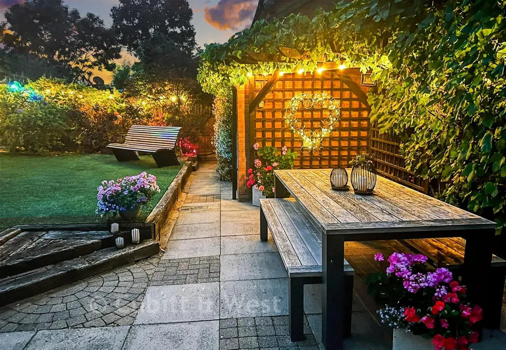 Rear Garden - Orchard Way, Shirley, Surrey - Wards of Kent