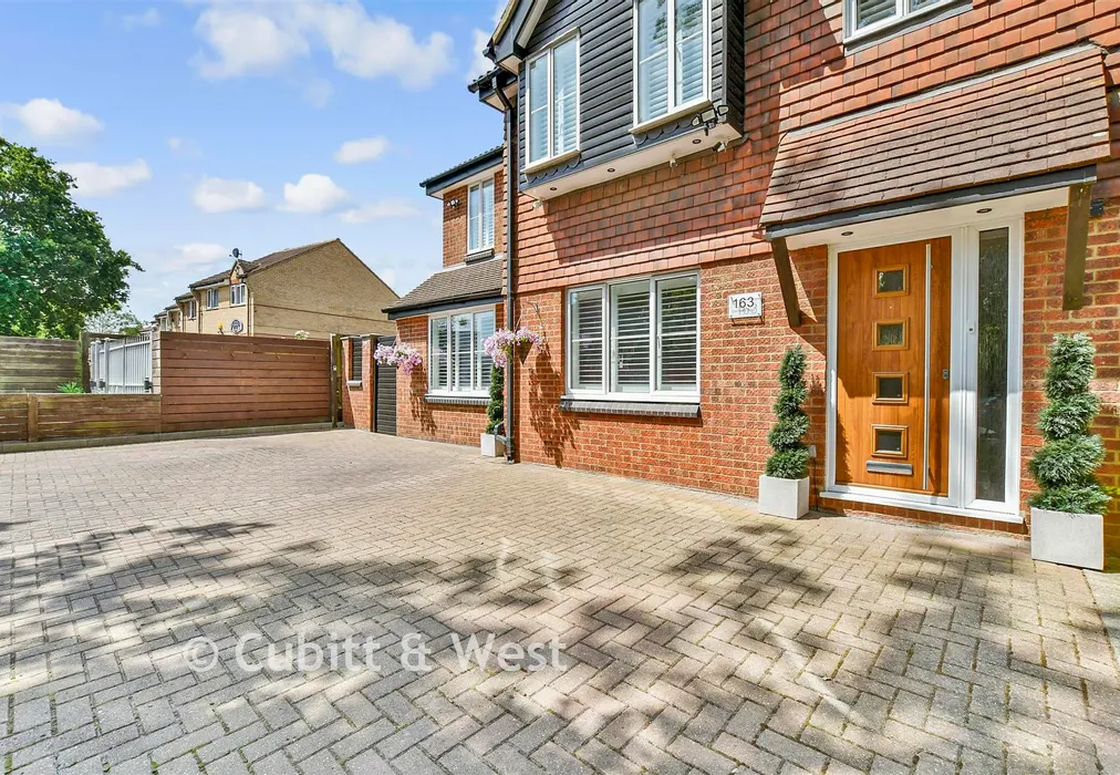 Driveway/Parking - Orchard Way, Shirley, Surrey - Wards of Kent